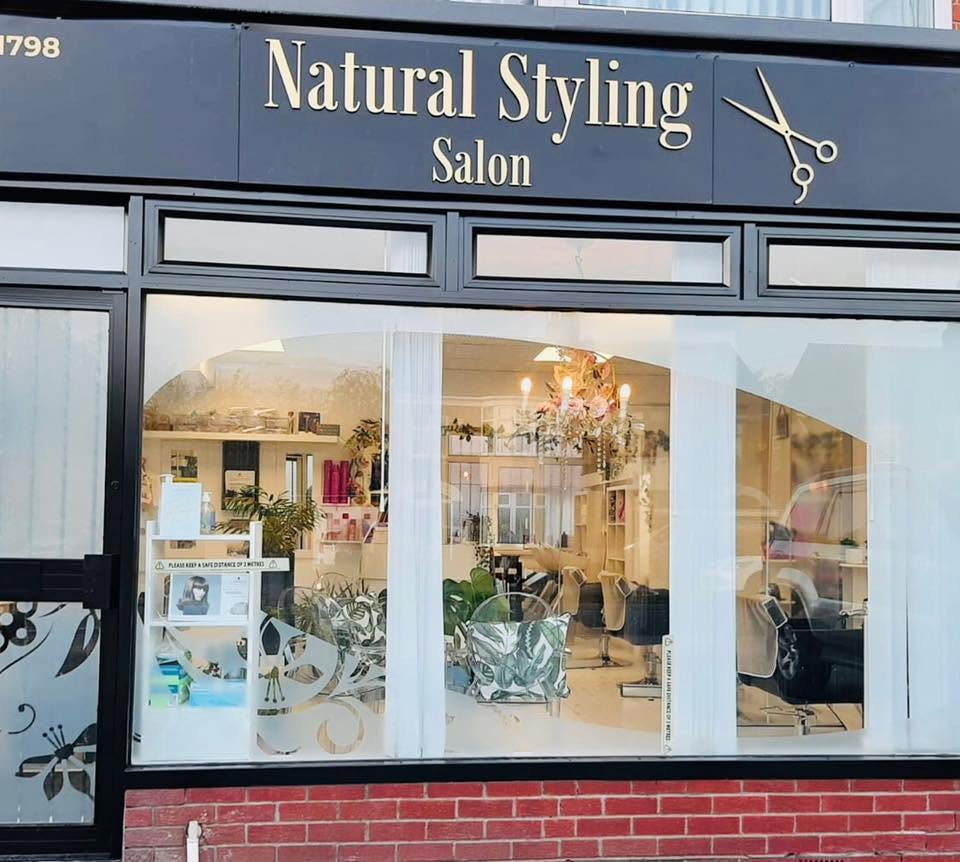 Natural Styling Salon shop front